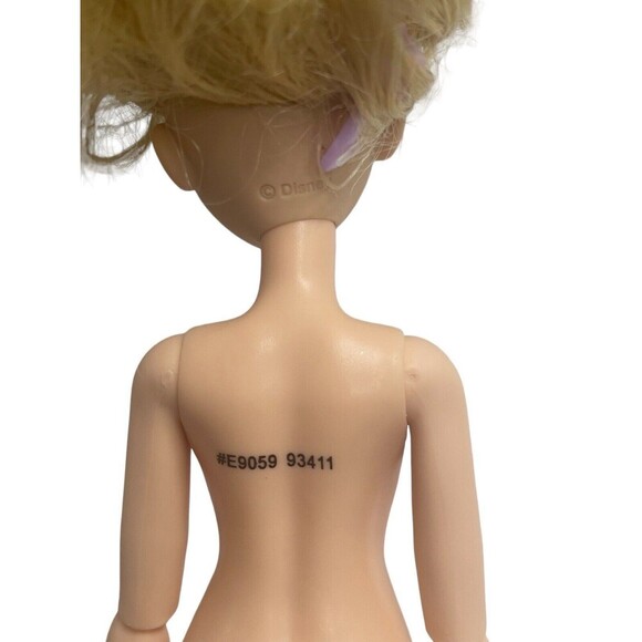 Disney Princess Rapunzel doll with Real Eyelashes - Picture 11 of 12